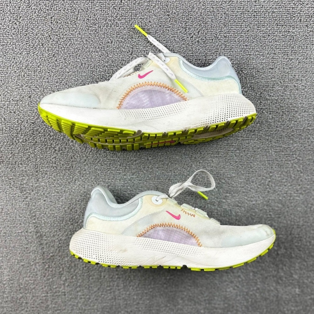 Nike React Escape Run Sneakers Womens 6.5 White Neon Mesh Athletic DN2652-100